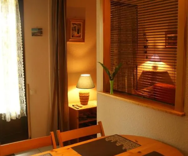 Vakantiehuis Hameau Du Rivage Maison En Duplex En Rez De Jardin, Avec Piscine , Proche Plage, Parking Privatif Saint-Cyprien (Pyrenees-Orientales)